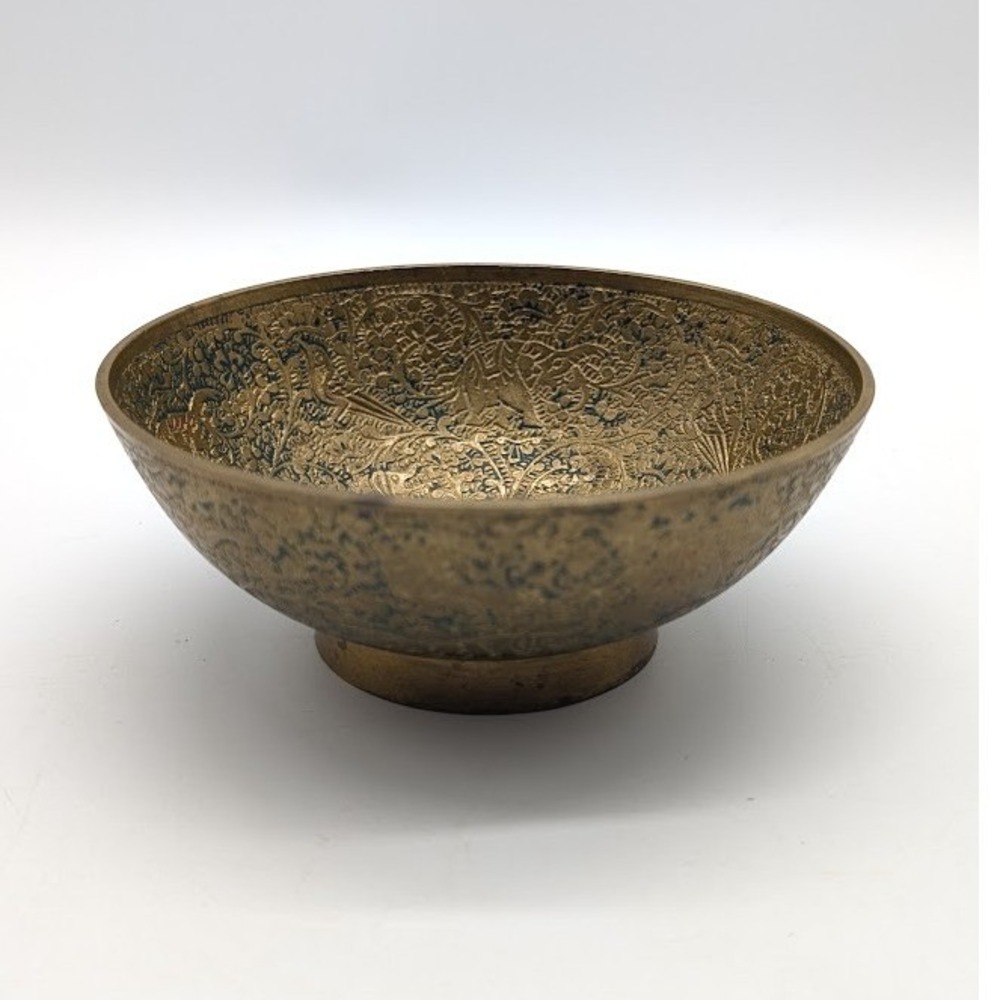 Vtg‎ Hand Etched Brass Champleve Relief Bowl 4.5" Animal Floral Bohemian Incense